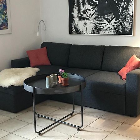 Tiklo Bed And Breakfast Arnborg Bagian luar foto