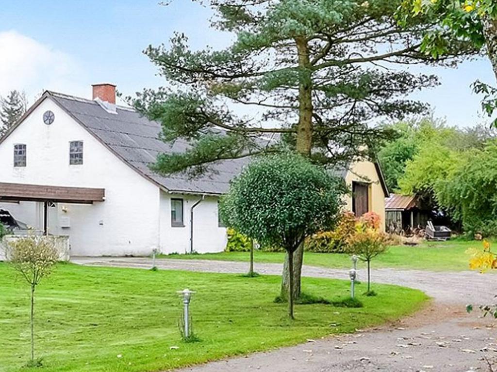 Tiklo Bed And Breakfast Arnborg Bagian luar foto